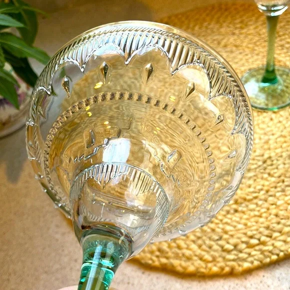 (2) Cristal d'Arques-Durand Sombrero Margarita Glasses w/ Green Stem - Picture 8 of 12